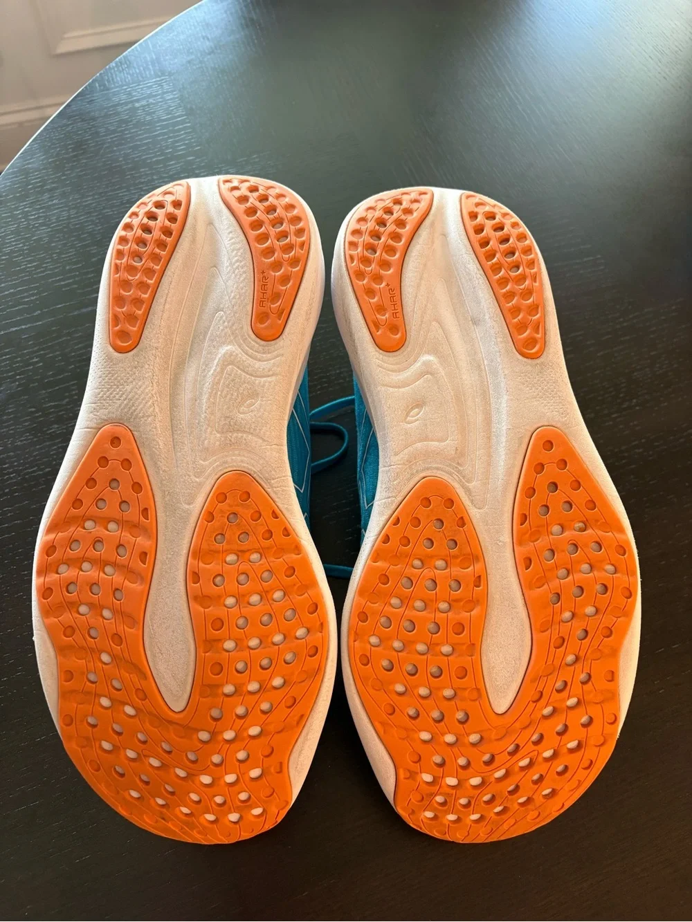 Asics Gel Nimbus 25 - Size 12